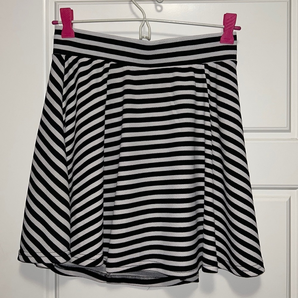 (3 for $15) NWT Striped Skirt